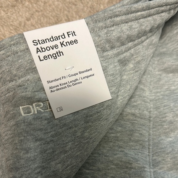 Nike Gray Athletic Shorts with Drawstring NWT - Picture 4 of 5